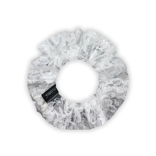 Snow Lace Whisper Medium